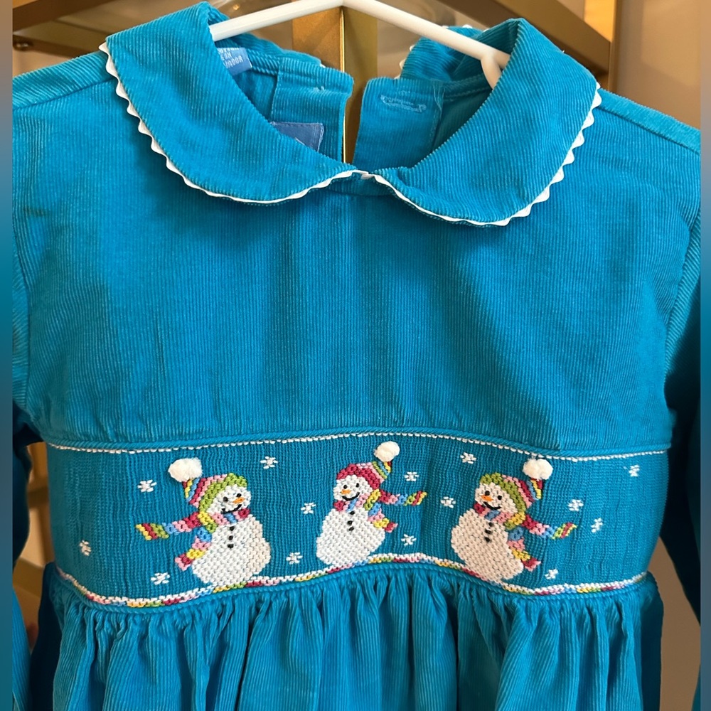 Anavini Girls Smocked corduroy dress with snow men, Size 4